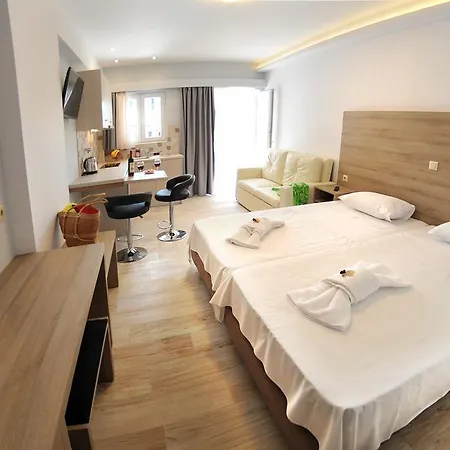 Aggelos & Deluxe 4* Nidrí
