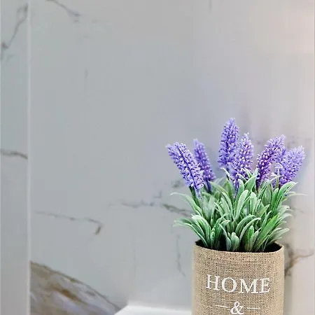 Aggelos & Deluxe Aparthotel 4*