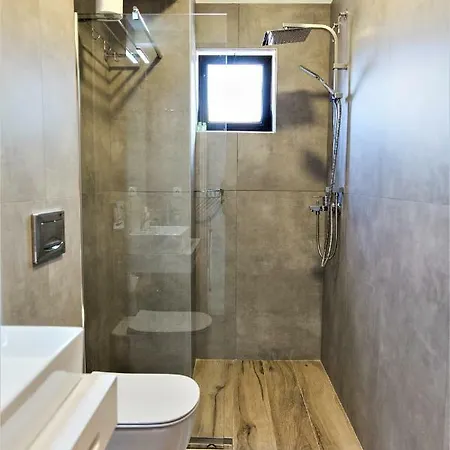 Aggelos & Deluxe 4* Nydri (Lefkada)