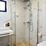 公寓式酒店 Aggelos & Deluxe 4*
