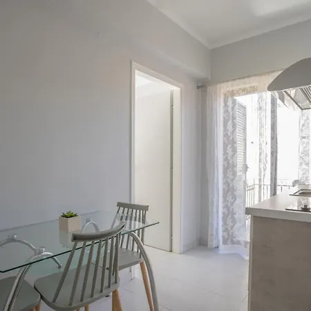 Aggelos & Deluxe 4* Nydri (Lefkada)