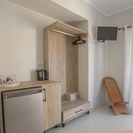 Aggelos & Deluxe Aparthotel Nydri (Lefkada)