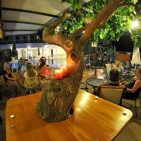 Aparthotel Aggelos & Deluxe