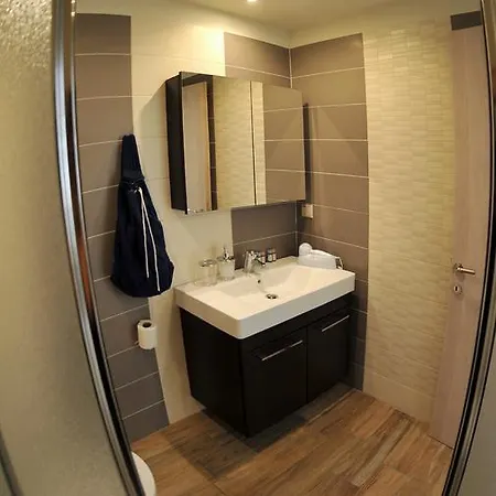 Aggelos & Deluxe Aparthotel 4*