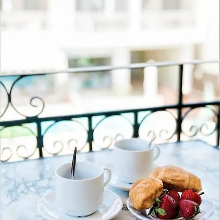 Aggelos & Deluxe 4* Nydri (Lefkada)